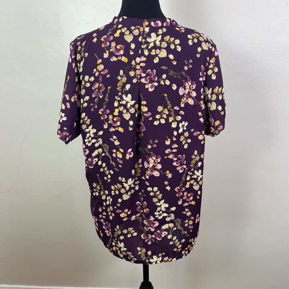 Lands End Womens Purple Floral Tie Neck Pleated Short Sleeve Blouse, Size 16 - Picture 3 of 9